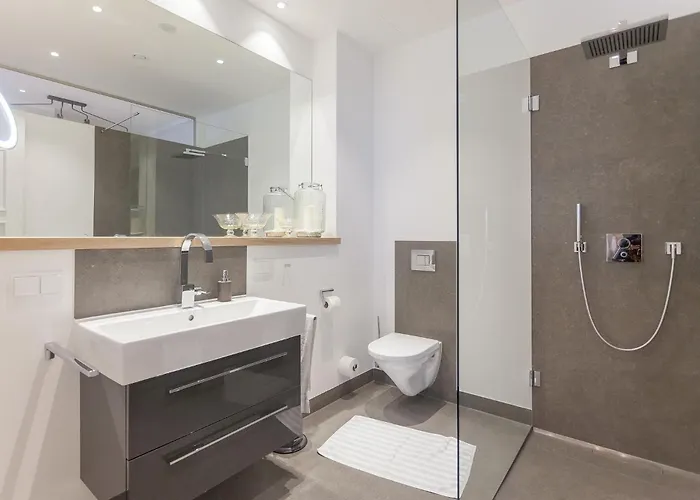 First White Pearl * Sellin