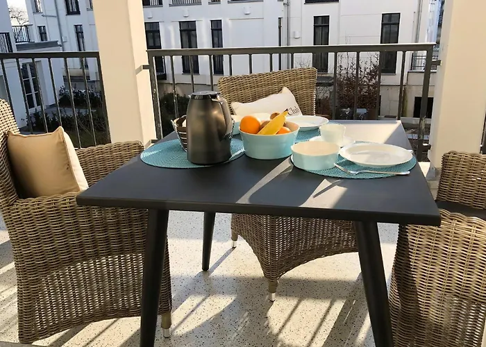 First White Pearl Apartman